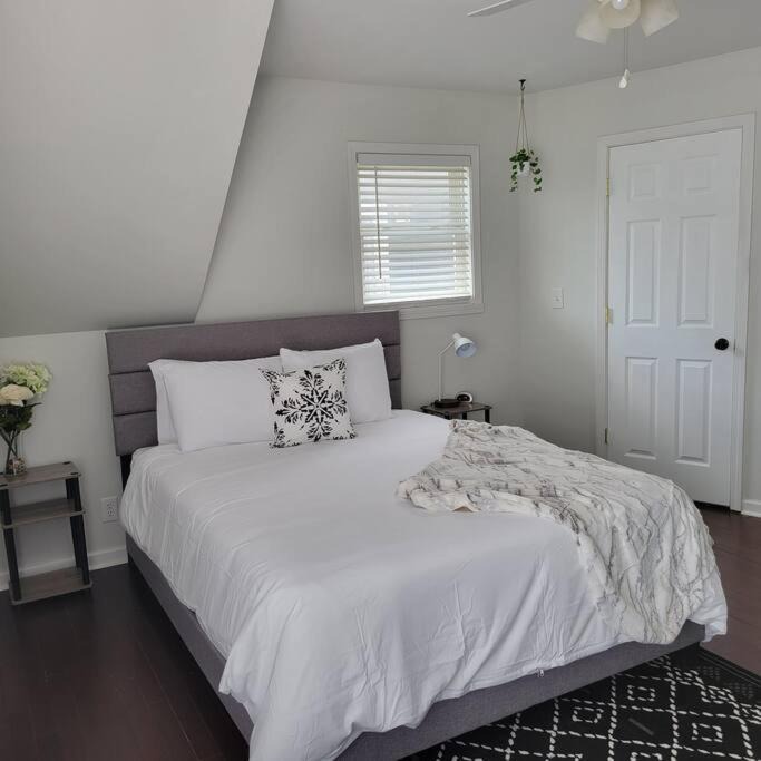 Photo of Bedroom in Kennedy King