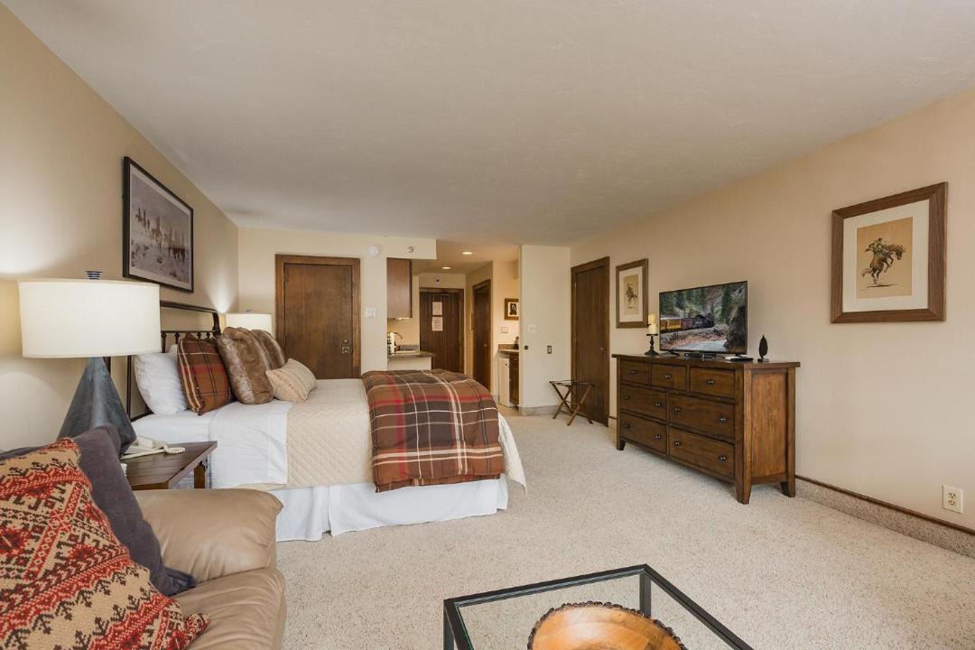 Photo of Livingroom in Purgatory
