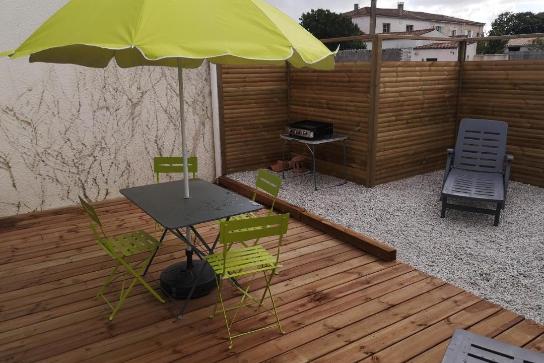 Photo of Others in Charron