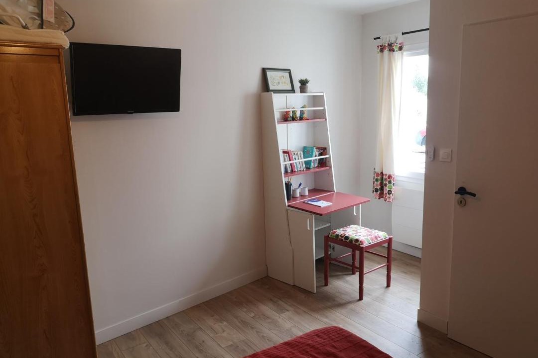 Photo of Livingroom in Charron