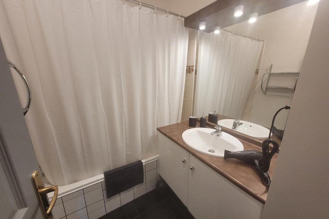 Photo of Bathroom in Montaudran - Lespinet