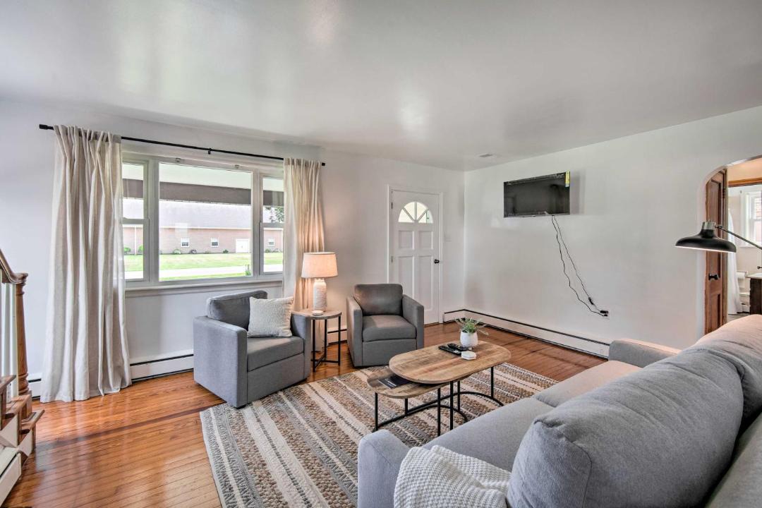 Photo of Livingroom in Lititz