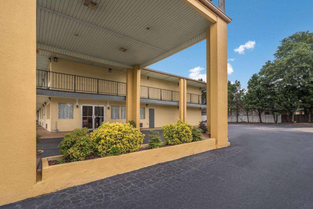 Photo of Others in Thomaston