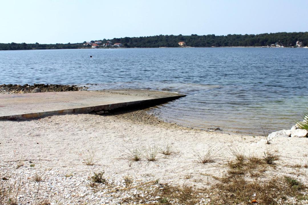 Photo of Others in Verunic