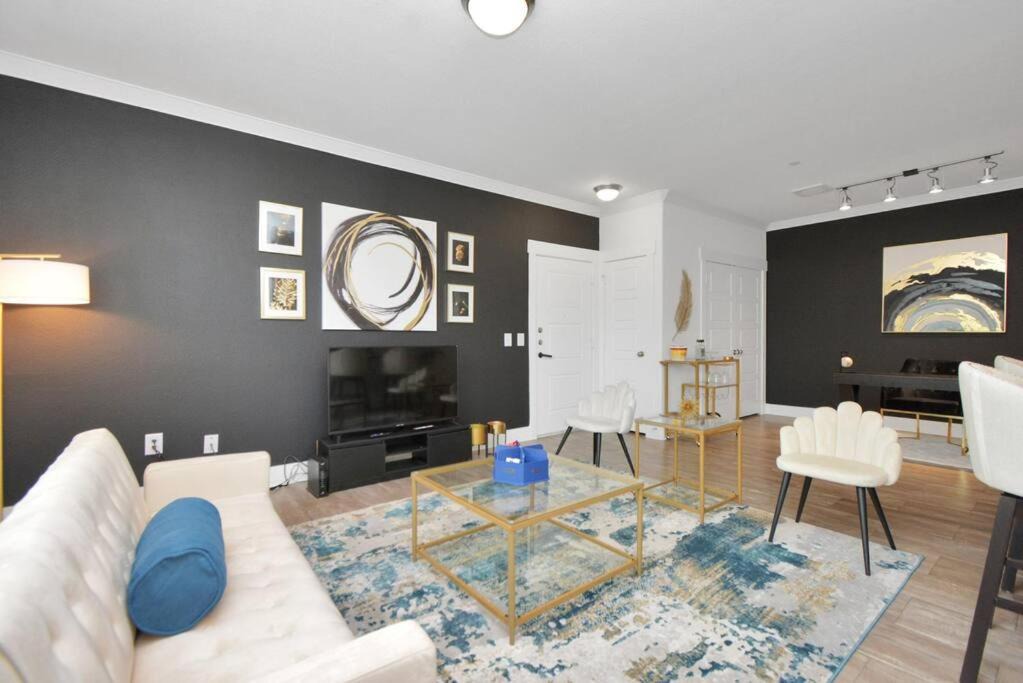 Photo of Livingroom in Conroe