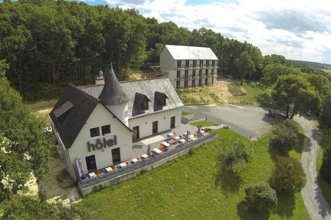 Photo of Others in La Roche-Clermault