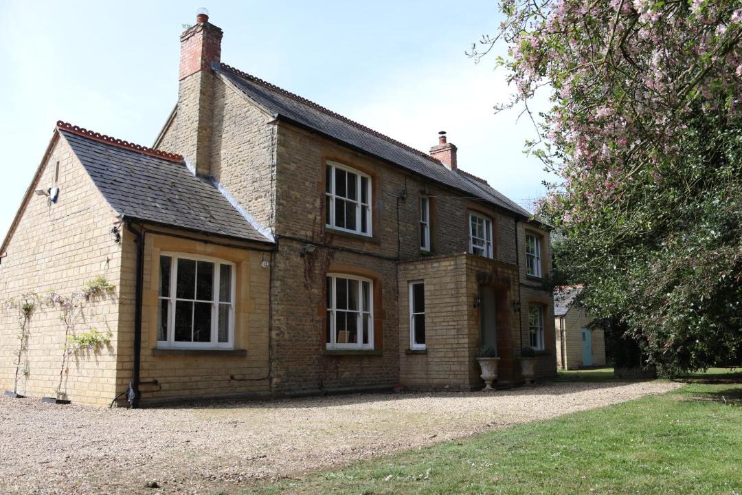 Photo of Buildings in Earls Barton