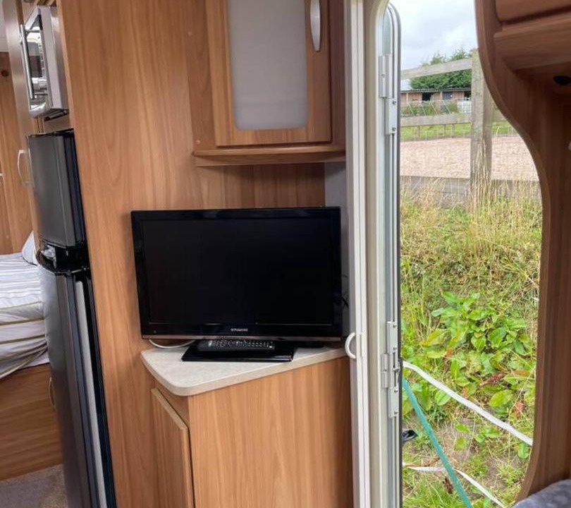 Photo of Others in Pecket Well