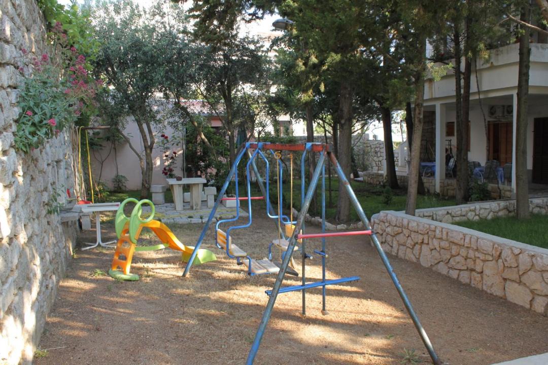 Photo of Others in Pag