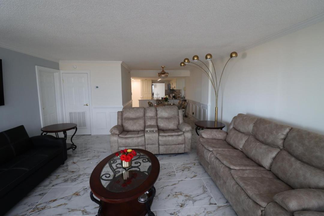 Photo of Livingroom in Northeast Virginia Beach