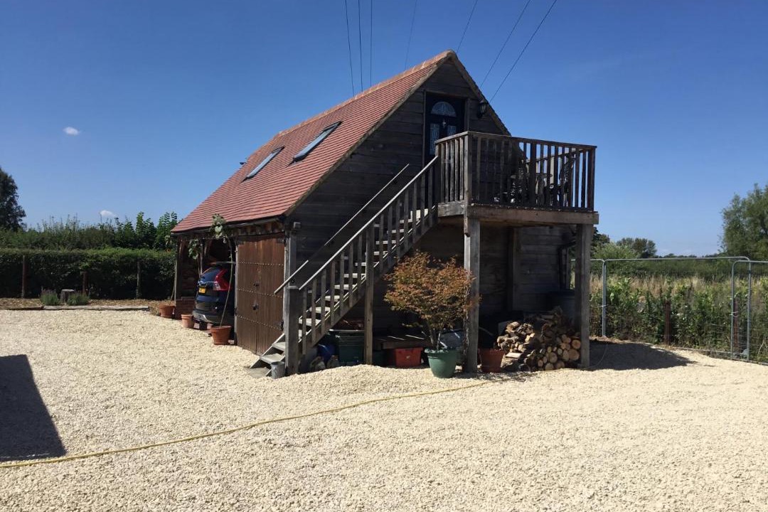 Photo of Others in Chinnor