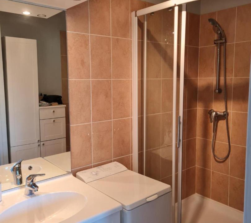 Photo of Others in Oullins