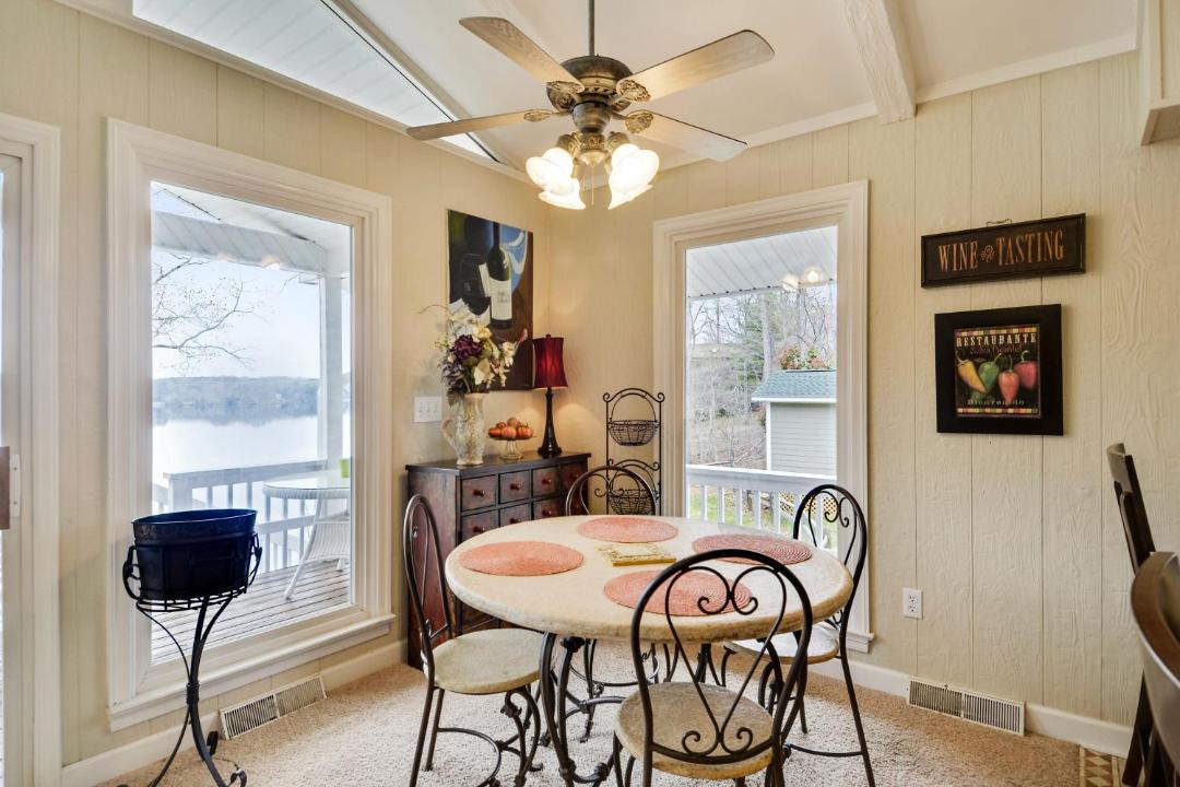 Photo of Livingroom in High Point