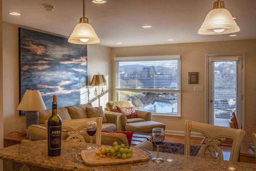 Photo of Livingroom in Huddleston