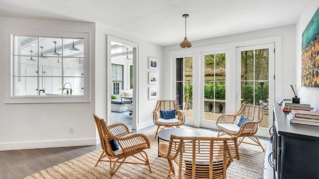 Photo of Livingroom in East Hampton