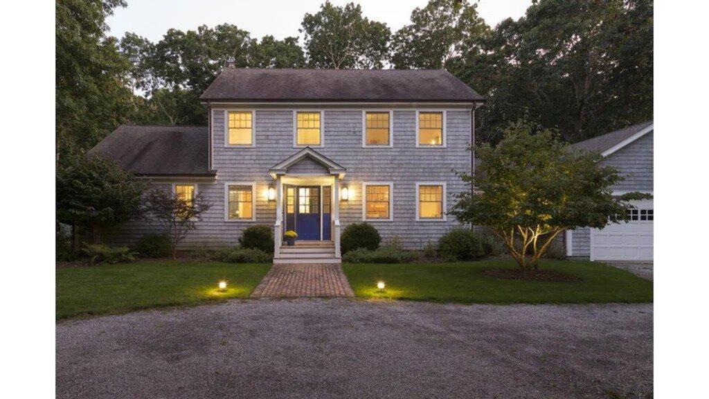 Photo of Buildings in East Hampton North