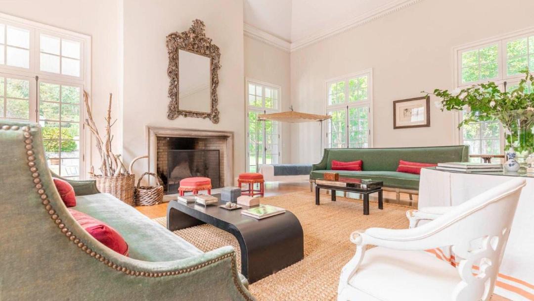 Photo of Livingroom in Water Mill