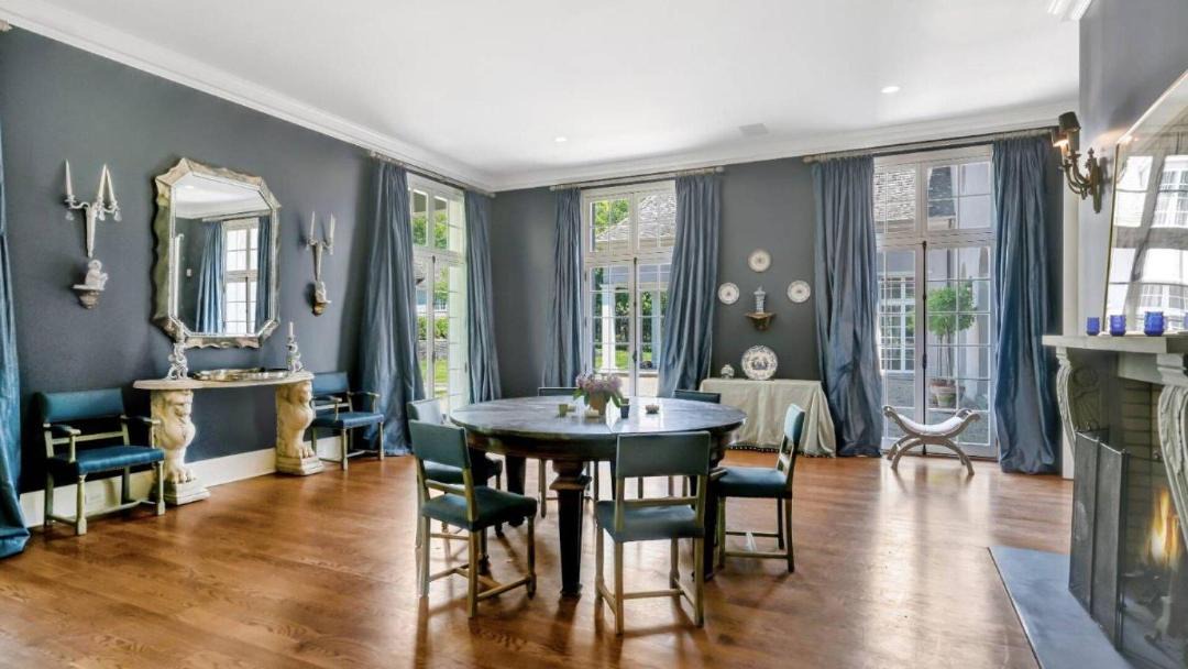 Photo of Livingroom in Water Mill