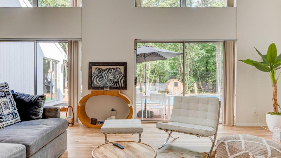 Photo of Livingroom in East Quogue