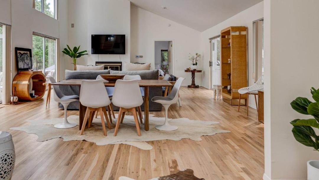 Photo of Livingroom in East Quogue