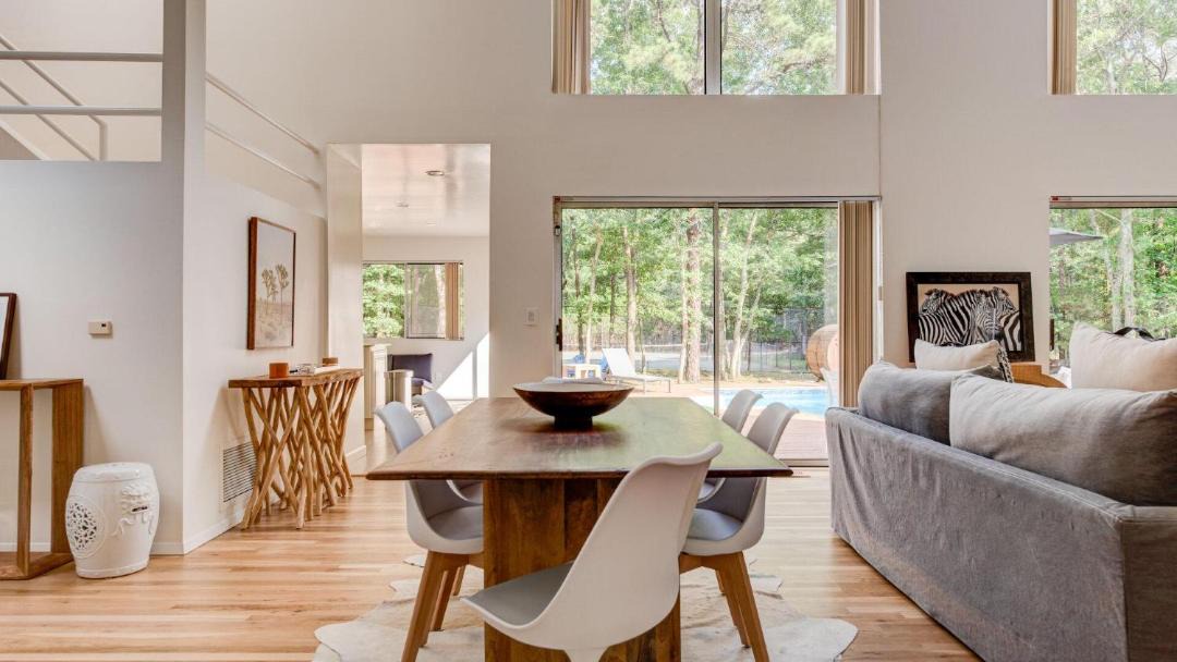 Photo of Livingroom in East Quogue