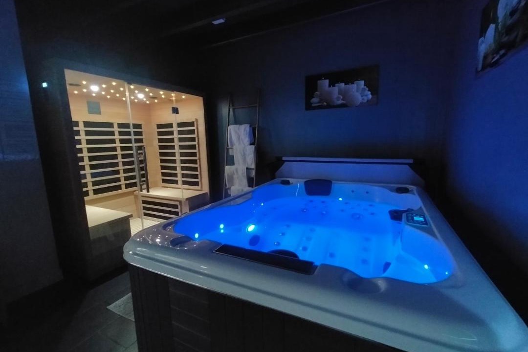 Photo of Bedroom in Longueville