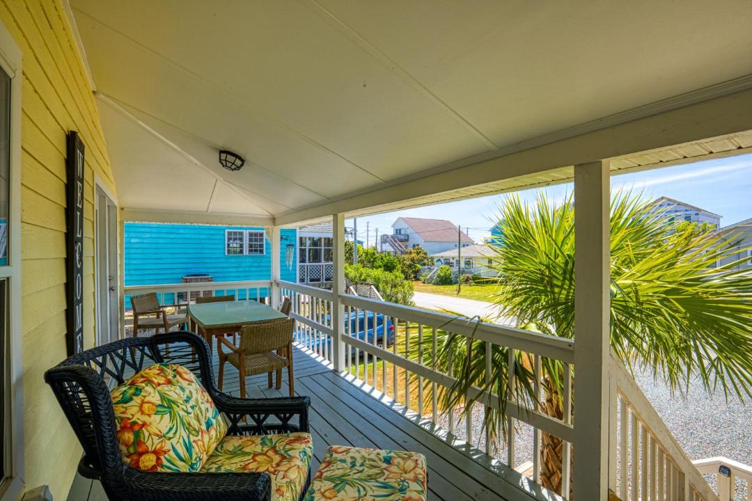 Photo of Patio Balcony in North Topsail Beach