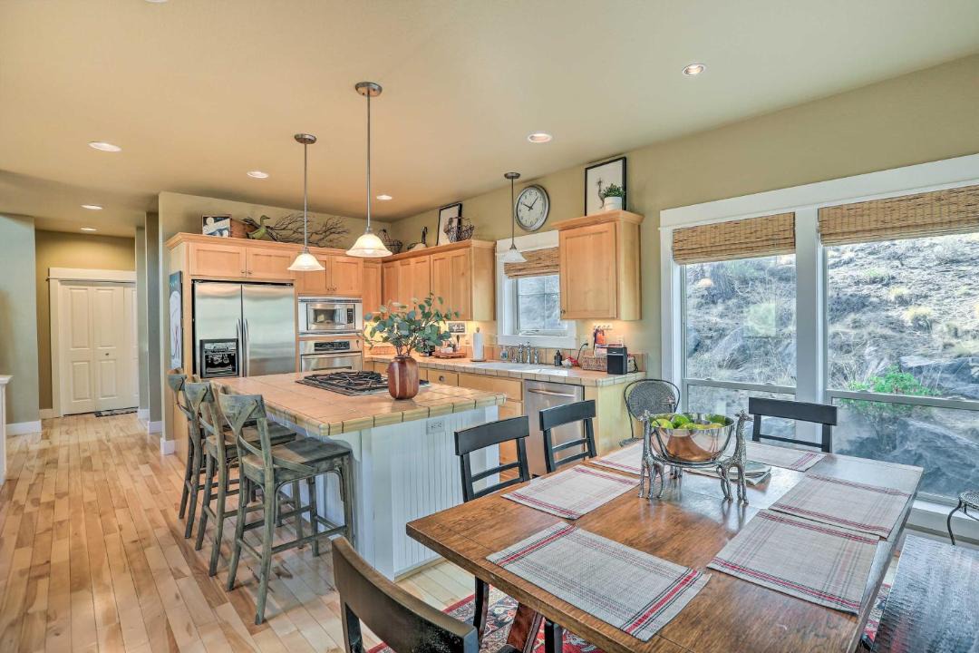 Photo of Livingroom in RiverWild