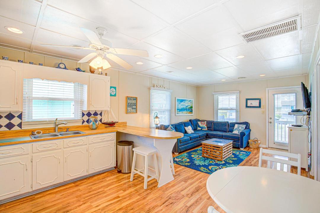Photo of Livingroom in Surf City
