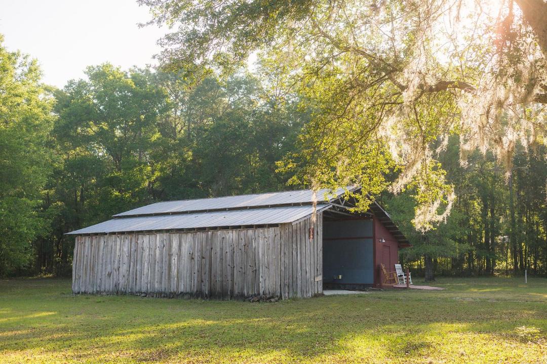 Photo of Buildings in Brooksville
