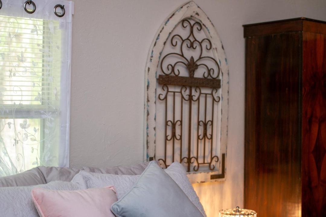 Photo of Bedroom in Brooksville
