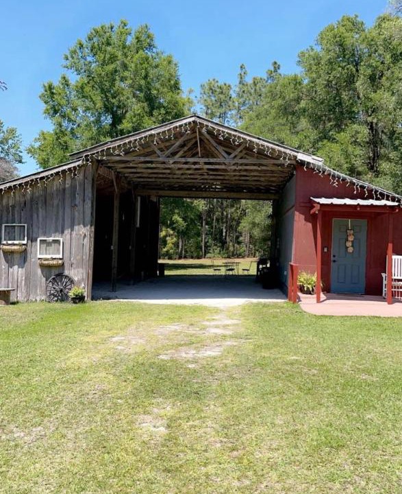 Photo of Buildings in Brooksville
