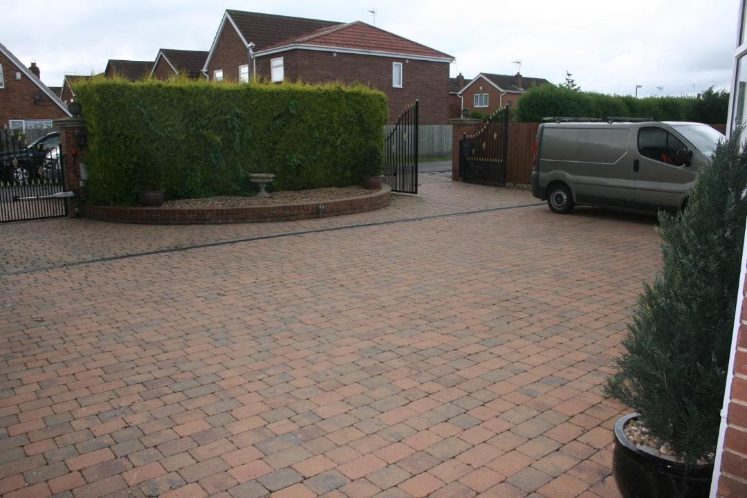 Photo of Others in Hedon