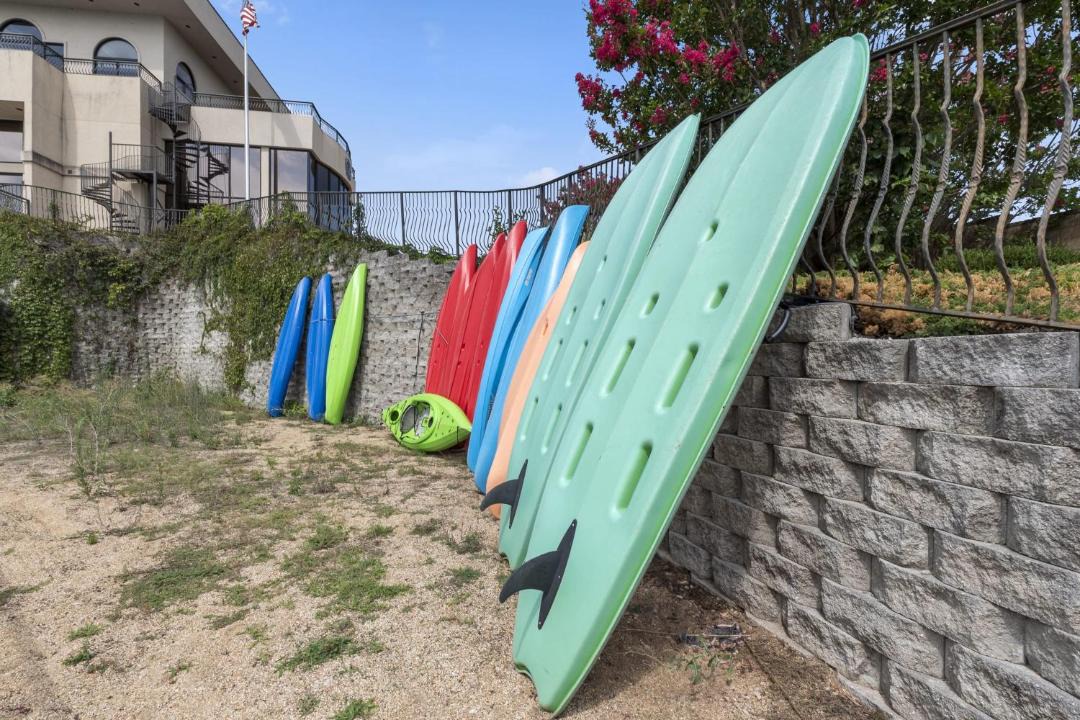 Photo of Buildings in Ridgedale