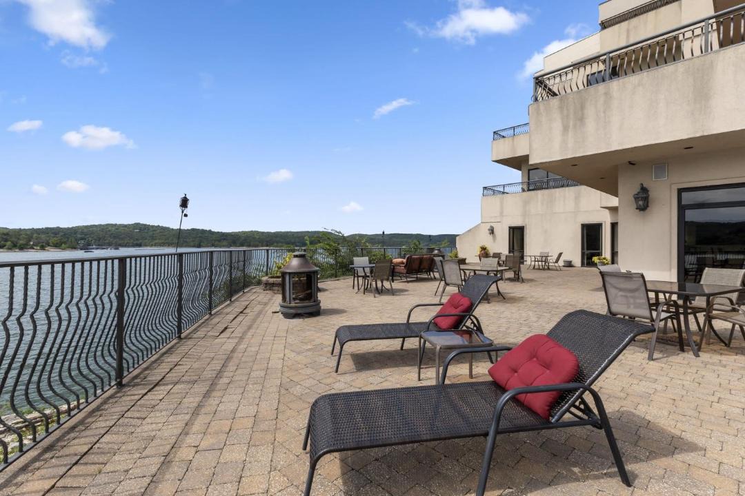Photo of Patio Balcony in Ridgedale