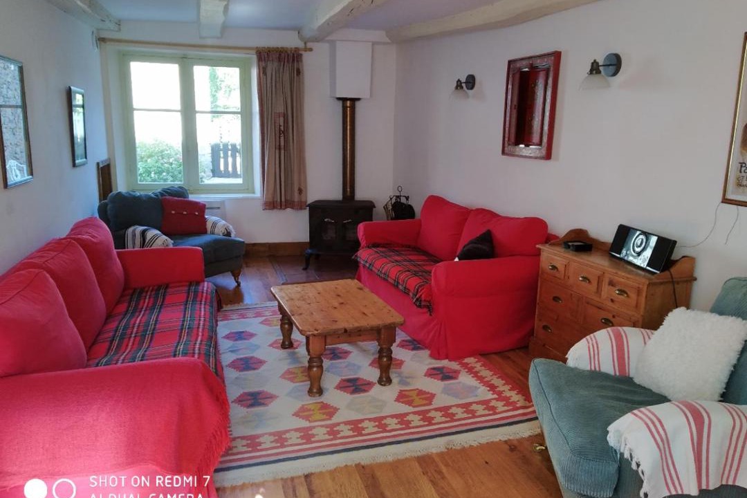 Photo of Livingroom in La Gree-Saint-Laurent