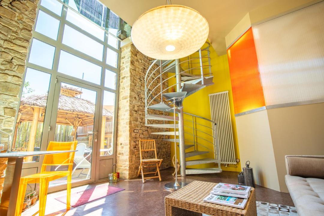 Photo of Others in Pance