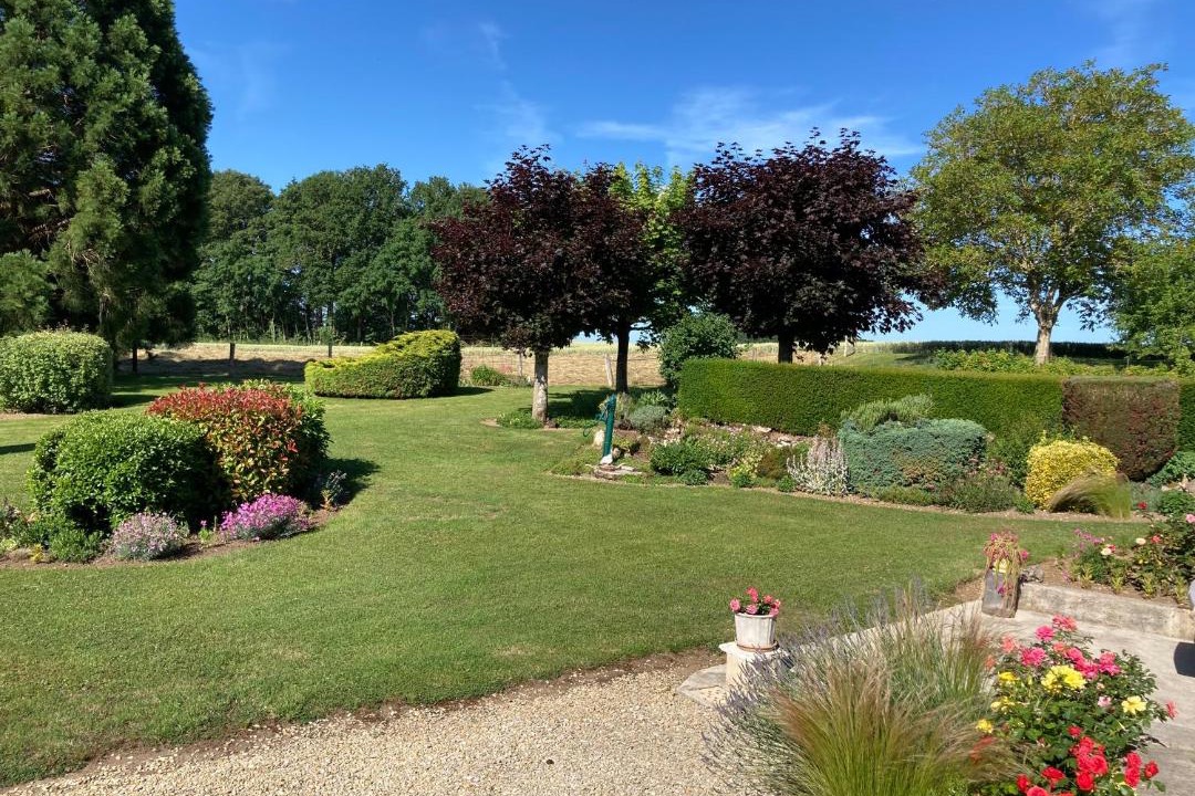 Photo of Others in Neuvy