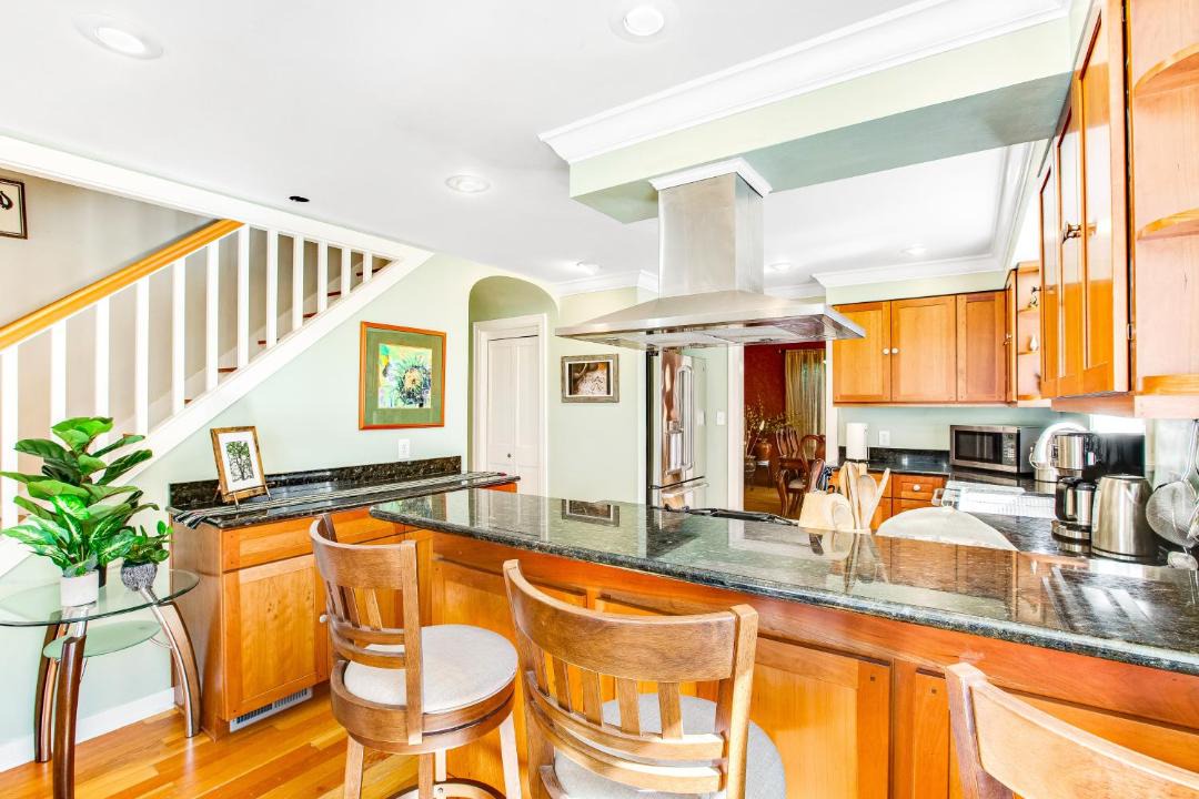 Photo of Others in Ballard