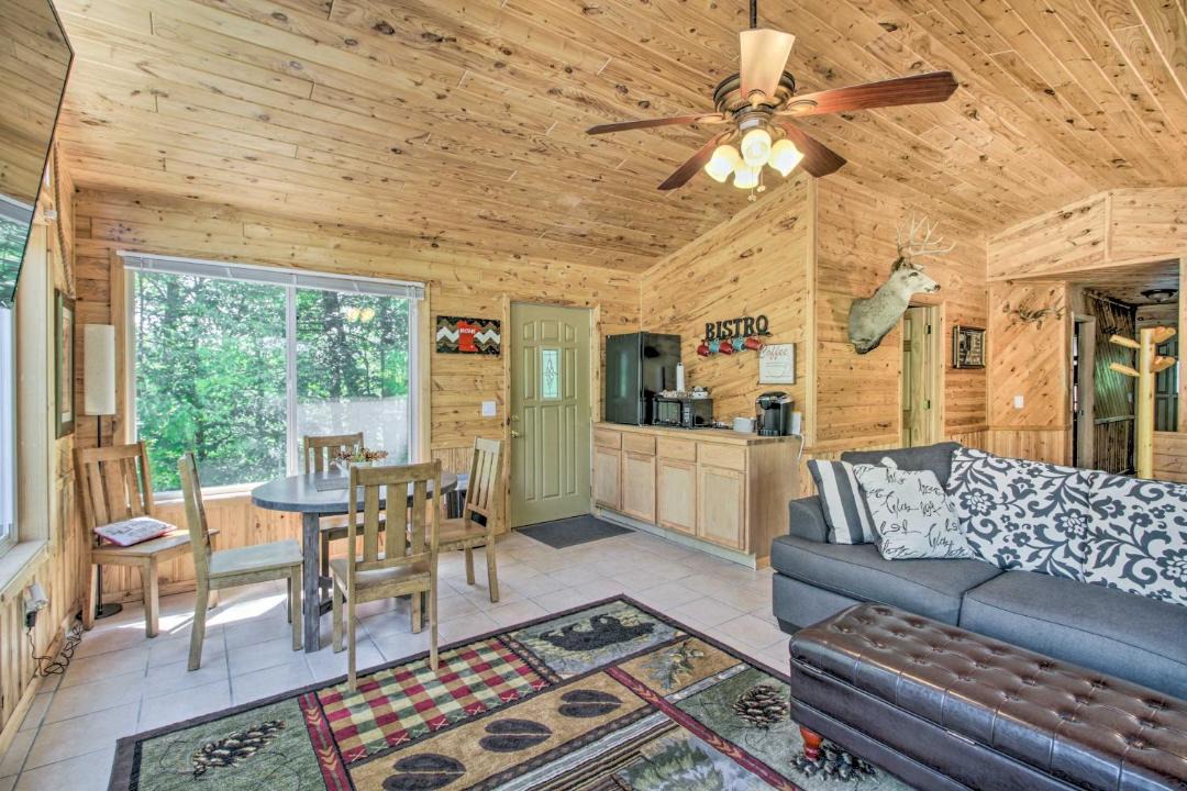 Photo of Livingroom in Cushing