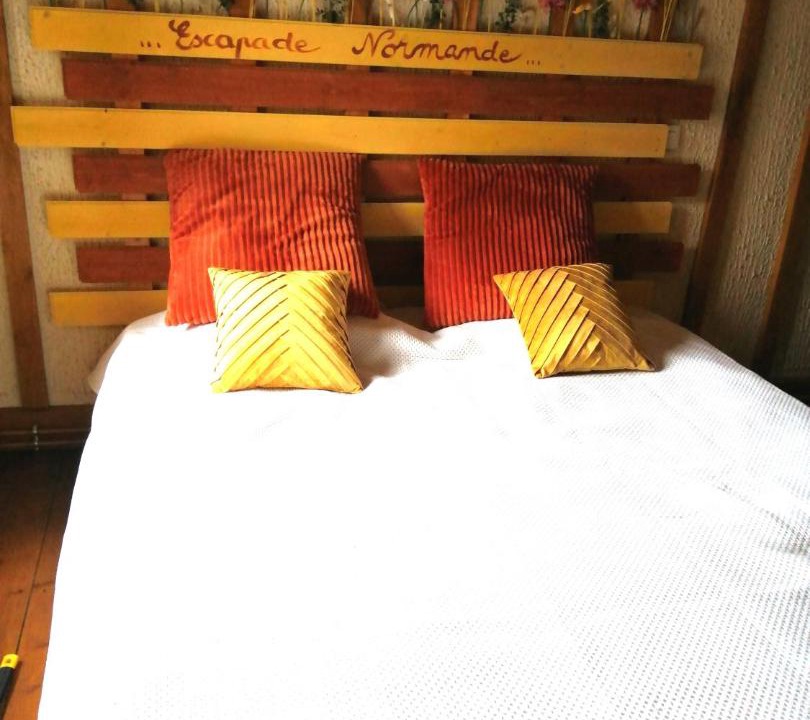 Photo of Bedroom in Yerville