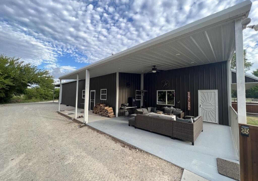 Photo of Buildings in Jacksboro