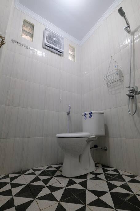 Photo of Bathroom in Bangunjiwo