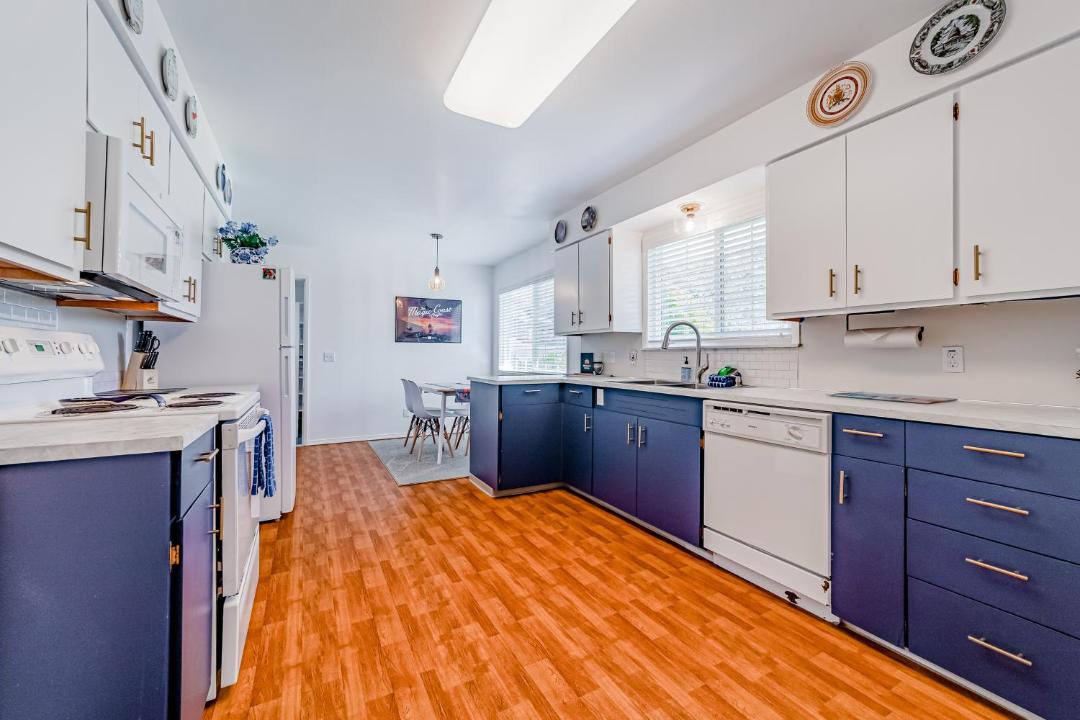 Photo of Others in Harbor