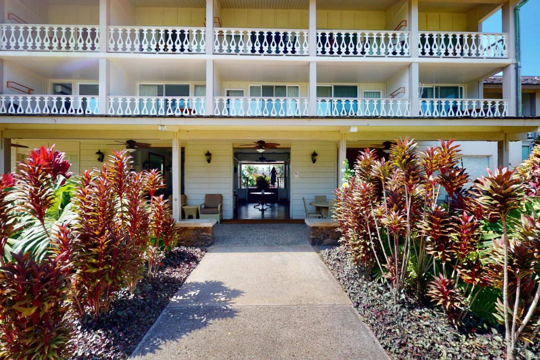 Photo of Buildings in Wailua