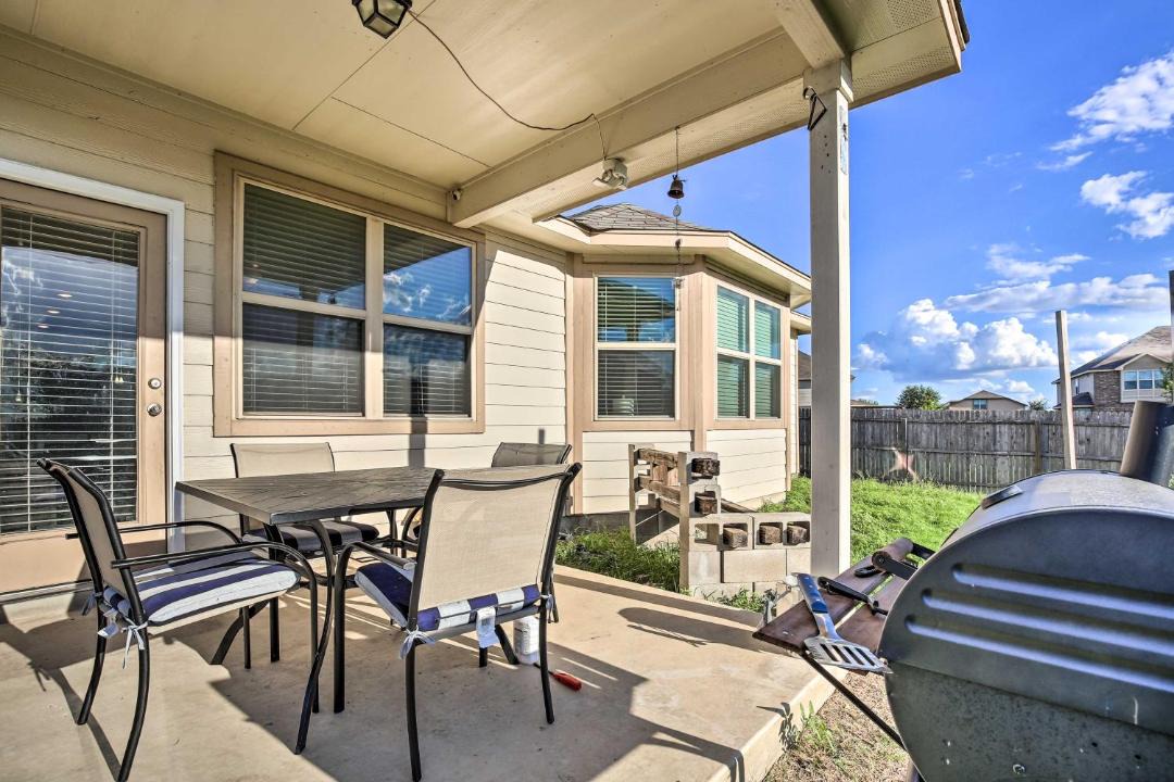 Photo of Patio Balcony in Medina Valley