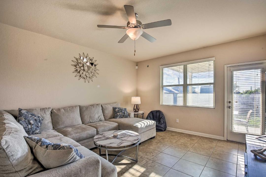 Photo of Livingroom in Medina Valley