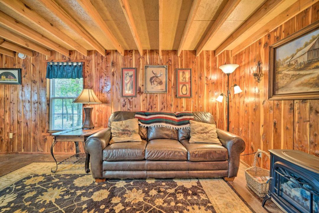 Photo of Livingroom in Nashoba