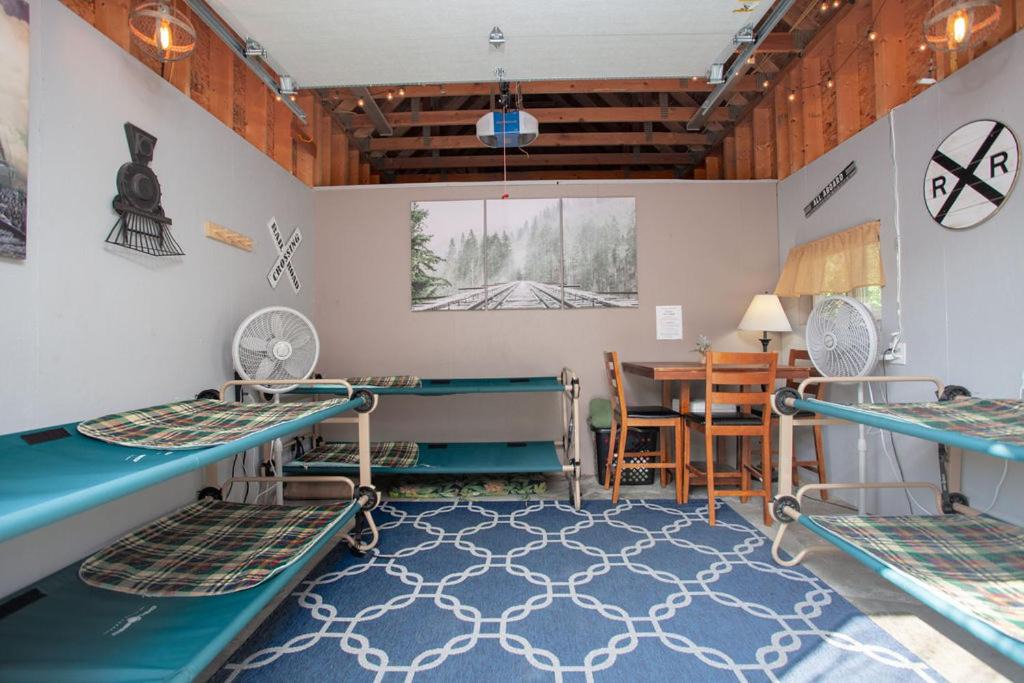 Photo of Others in Leavenworth