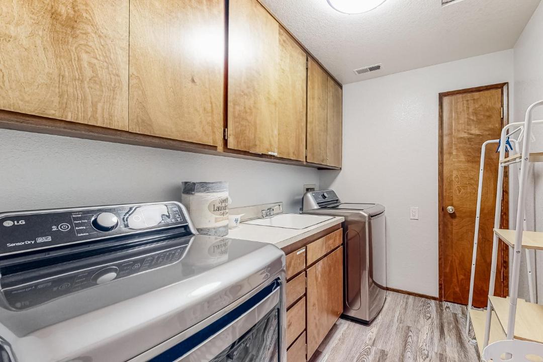 Photo of Others in Dunes City